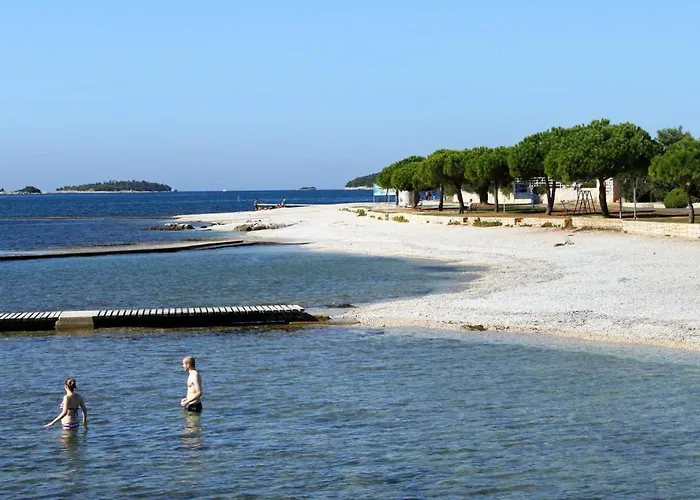 Apartmán With Parking Space - 21620 Rovinj