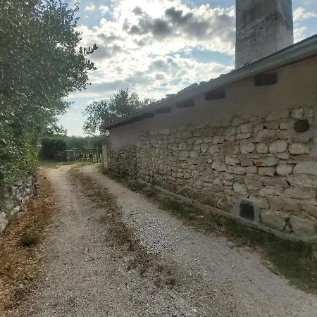 Appartement With Parking Space - 21620 *